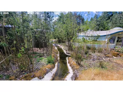 Exterior - 86131 Cherokee Dr, Eugene, OR 97402 photo 9 of 9