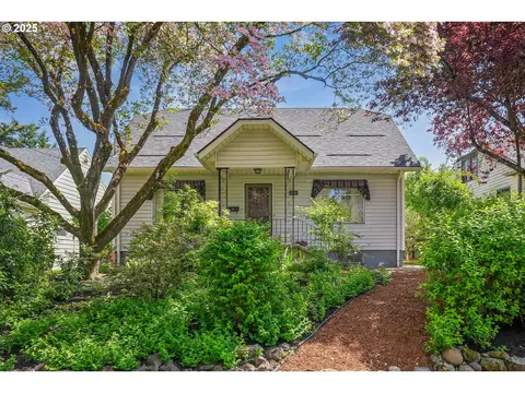 5516 NE 28th Ave, Portland, OR 97211