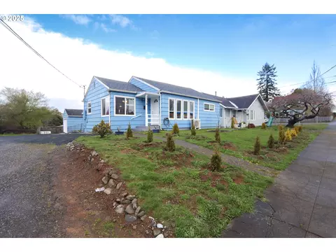 3336 Sherman Ave, North Bend, OR 97459