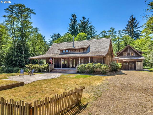 33811 Territory Rd, Oysterville, WA 98641