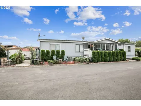 1965 Westside Hwy, Kelso, WA 98626