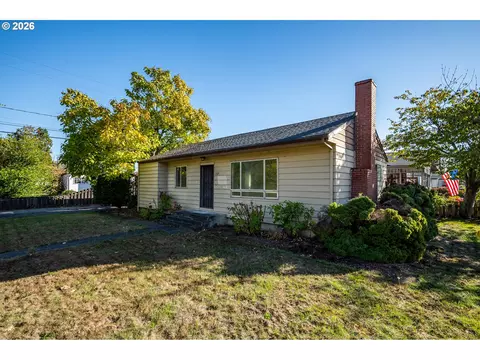 Other - 929 18th St, Springfield, OR 97477 photo 2 of 4