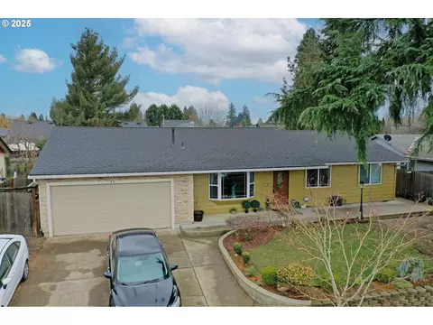 236 S 5th Ave, Cornelius, OR 97113