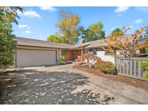 5321 SW 33rd Dr, Portland, OR 97239