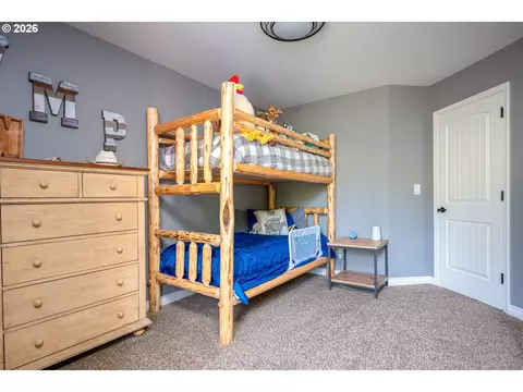 Bedroom - 7326 SE Cottrell Rd, Gresham, OR 97080 photo 3 of 3