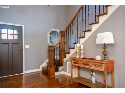 Entry Way - 7326 SE Cottrell Rd, Gresham, OR 97080 photo 1 of 1