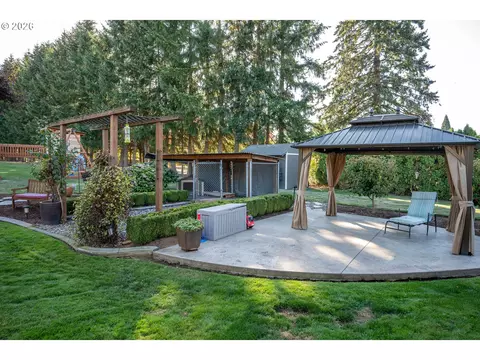 Exterior - 7326 SE Cottrell Rd, Gresham, OR 97080 photo 6 of 11