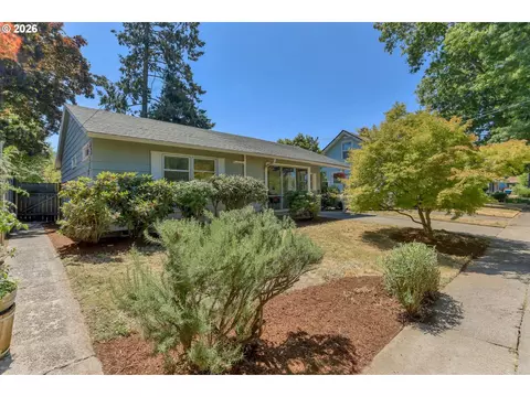 6222 NE Beech St, Portland, OR 97213