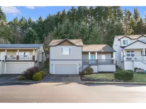 3220 NW Pacific Rim Dr, Camas, WA 98607