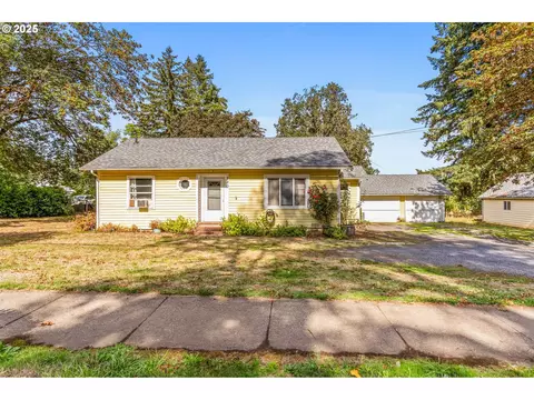 220 Holley Rd, Sweet Home, OR 97386