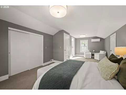 Bedroom - 1847 Orchard St, Eugene, OR 97403 photo 5 of 10