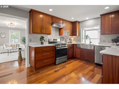 Kitchen - 1847 Orchard St, Eugene, OR 97403 photo 2 of 5