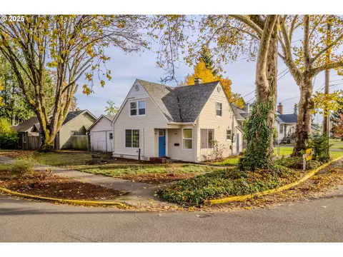 1110 Cross St SE, Salem, OR 97302