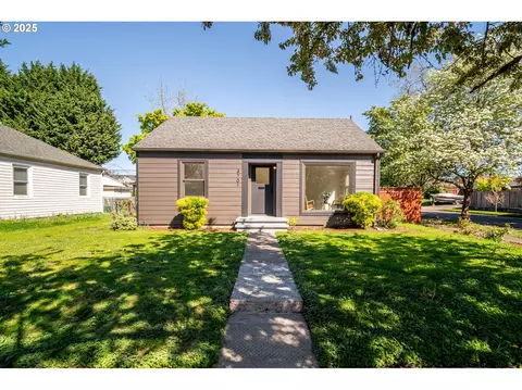 3701 F St, Vancouver, WA 98663
