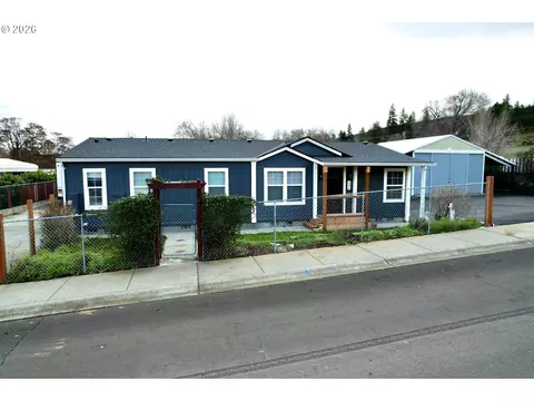 996 Honey Do St, The Dalles, OR 97058