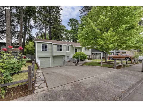 324 SE 30th Ave, Hillsboro, OR 97123