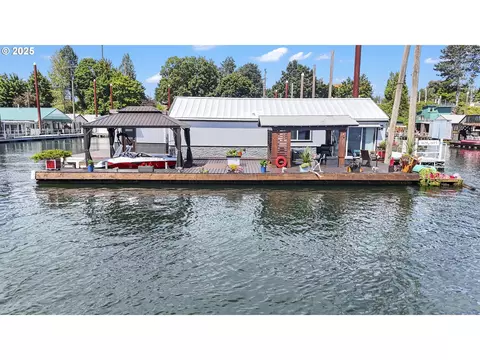 1645 N Jantzen Ave, Portland, OR 97217