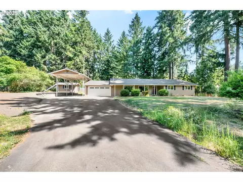 26019 Marina Rd, Veneta, OR 97487