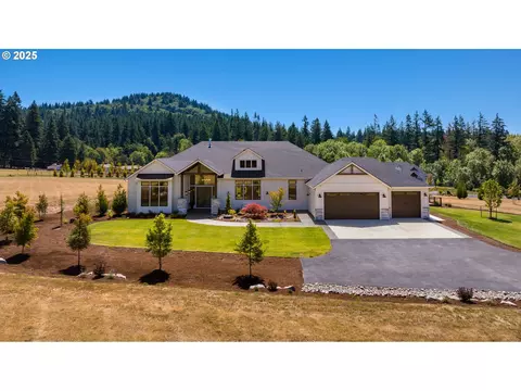 5611 NE 204th Ct, Vancouver, WA 98682