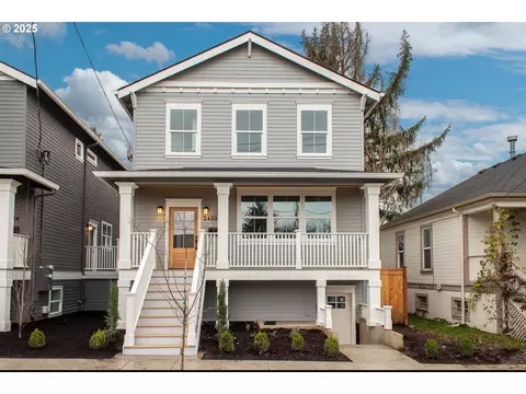 2458 SE Cora St, Portland, OR 97202
