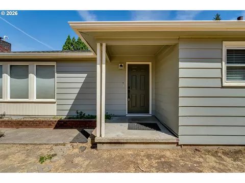 Exterior - 875 W 18th Ave, Eugene, OR 97402 photo 1 of 7