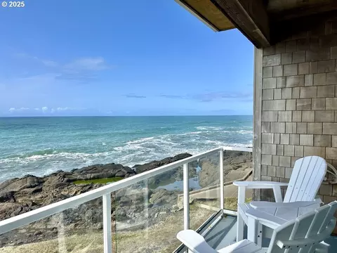 1113 N Highway 101 #46, Depoe Bay, OR 97341