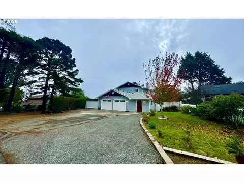 20 Seascape Ct, Brookings, OR 97415