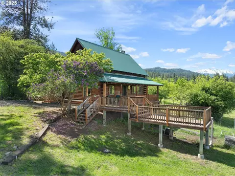 35912 Valley View Ln, Halfway, OR 97834