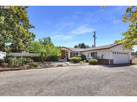 36250 Enterprise Rd, Creswell, OR 97426