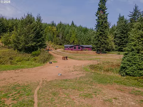 61842 Davis Slough Rd, Coos Bay, OR 97420