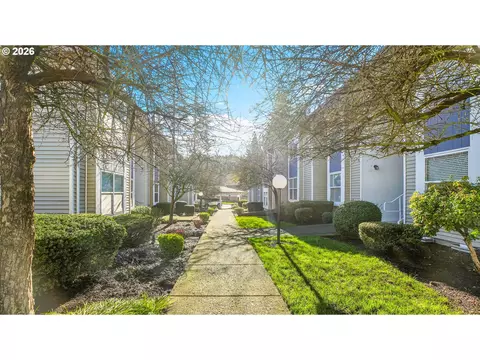 Exterior - 4614 W Powell Blvd #258, Gresham, OR 97030 photo 6 of 6