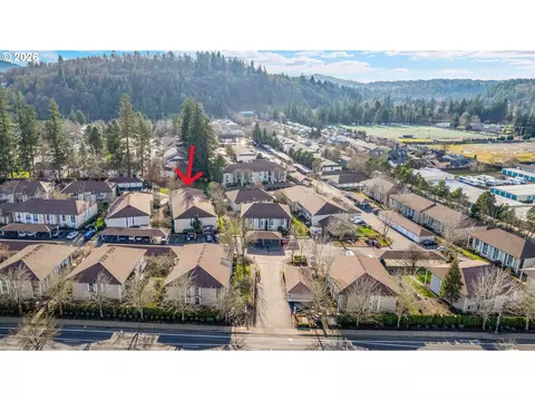 View/Area - 4614 W Powell Blvd #258, Gresham, OR 97030 photo 3 of 4