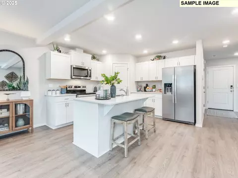 Kitchen - 1106 SE 193rd Pl, Camas, WA 98607 photo 2 of 4
