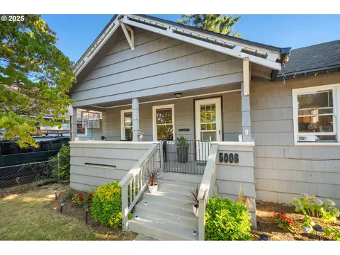 5006 SE Knapp St, Portland, OR 97206
