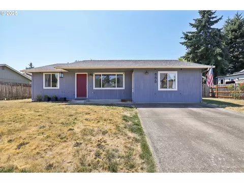855 N 8th St, Aumsville, OR 97325