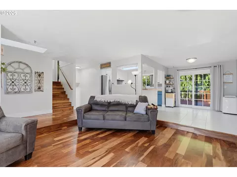 Living - 2160 SE Paloma Dr, Gresham, OR 97080 photo 1 of 1
