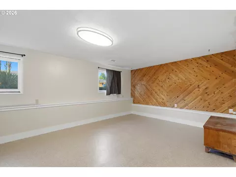 Other - 2160 SE Paloma Dr, Gresham, OR 97080 photo 8 of 15