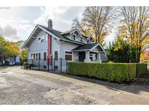 Exterior - 990 W 7th Ave, Eugene, OR 97402 photo 9 of 12