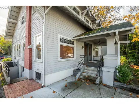 Exterior - 990 W 7th Ave, Eugene, OR 97402 photo 10 of 12