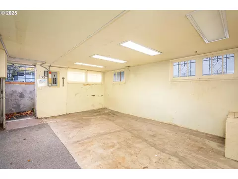 Other - 990 W 7th Ave, Eugene, OR 97402 photo 9 of 12