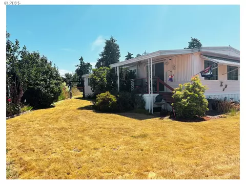 1125 58th St #86, Springfield, OR 97478