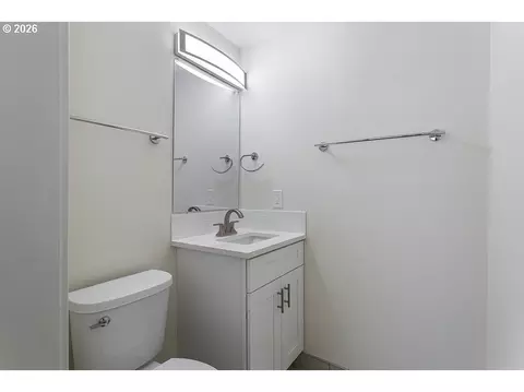 1602 NE Centurion Pl, Gresham, OR 97030 photo 25