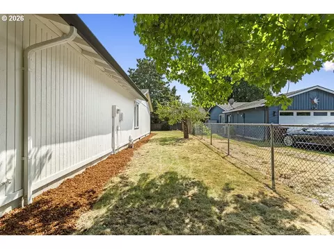 1602 NE Centurion Pl, Gresham, OR 97030 photo 40