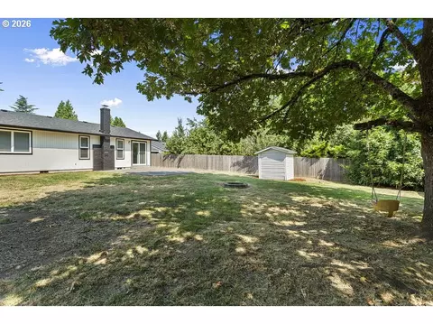1602 NE Centurion Pl, Gresham, OR 97030 photo 37