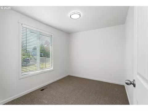 1602 NE Centurion Pl, Gresham, OR 97030 photo 21