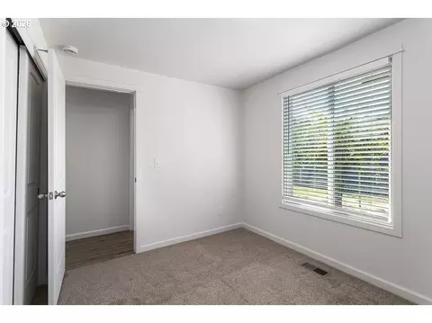1602 NE Centurion Pl, Gresham, OR 97030 photo 22