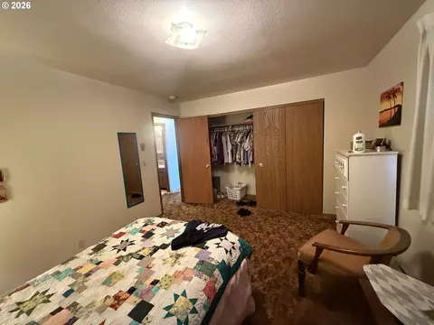 Bedroom - 171 N 15th Ave, Elgin, OR 97827 photo 4 of 4