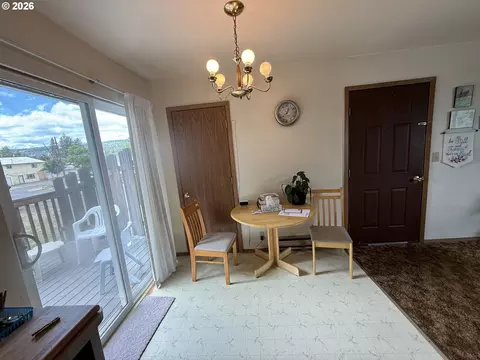 Dining - 171 N 15th Ave, Elgin, OR 97827 photo 1 of 1