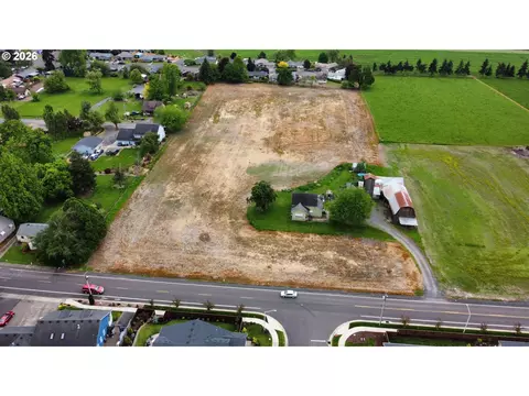 12374 W Church Rd NE, Mount Angel, OR 97362
