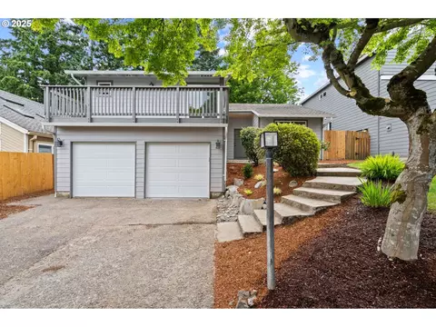 6300 SW Arranmore Pl, Portland, OR 97223